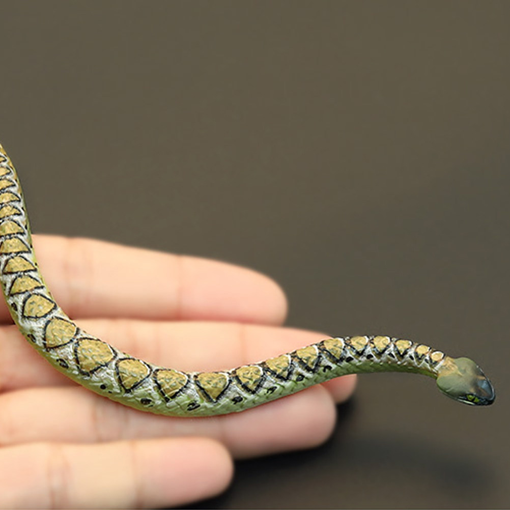 Realistic PVC Snake Decoration - Prank Toys recension och pris